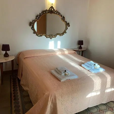 Azzurro Mare Apartment *